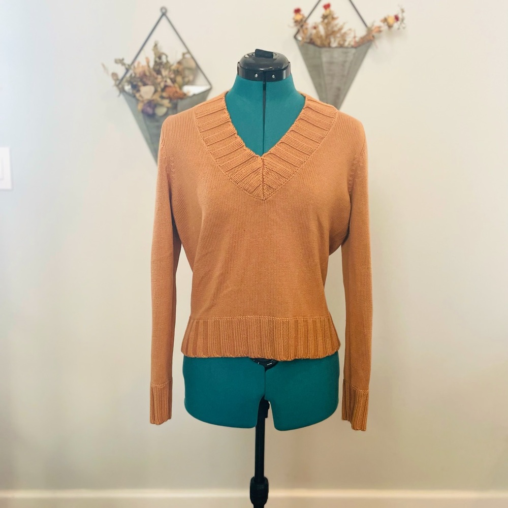 Moda International v neck sweater